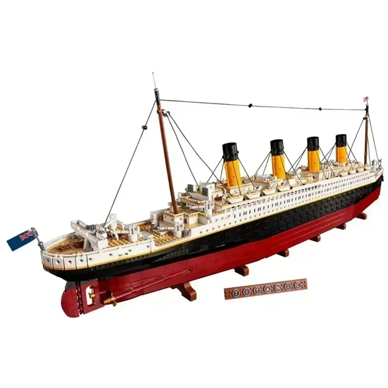Titanic Giant Cruise Ship Model – 1900+ PCS Building Blocks Set - STEM TOy - Kidz Garage